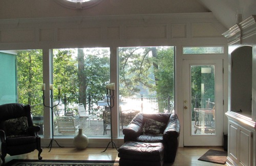 Buford House | Waterfront Luxury: Refreshing Your Soul w/Your Own Oasis In the Midst of It All
