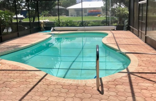 Springs at Kings Bay House | Waterfront Manatee Villa with Pool - Long term Rental