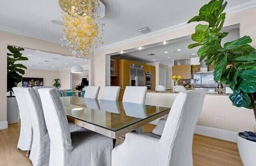 Miami Shores House | Waterfront Miami Dream home