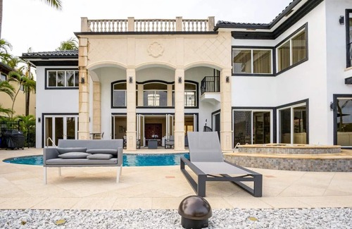 Hillsboro Beach House | Waterfront Modern Luxury Oasis 5 Bedrooms 5 Baths