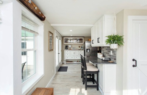 Cossayuna Other | Waterfront Modern Farmhouse with WiFi near Saratoga Track, Vermont and more!