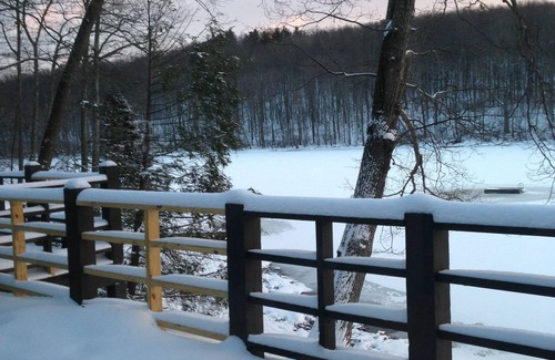 Bethlehem Village Cottage | Waterfront modern oasis under 2 hours from NYC. Lots to enjoy all year long!