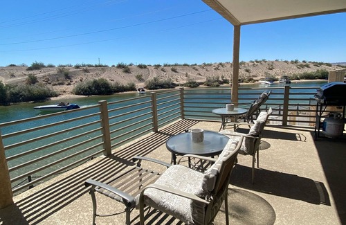 Lake Havasu City Condo | Waterfront Newly Remodeled 2x2 - Corner Unit, Walk to Bridge/Beach/Bars/Food