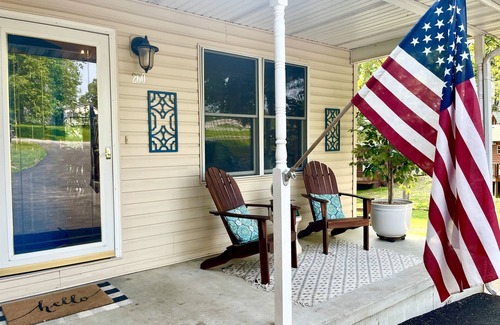 Marion House | Waterfront Next to Egyptian Hills Marina and KOA!