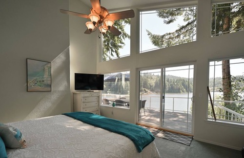 Lakeside House | Waterfront Oasis, Dunes, Ocean, Hot Tub, Fishing