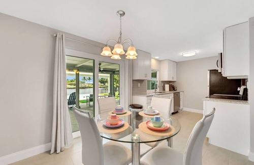 Port Charlotte House | Waterfront Oasis w/Pool & Putt