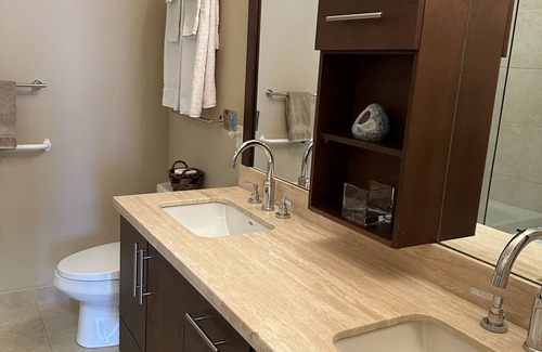 Regional District of Nanaimo Condo | Waterfront/Oceanview 3Bedroom.2Bathroom. Sub-Penthouse.BESTviewsParksvilleBeach!
