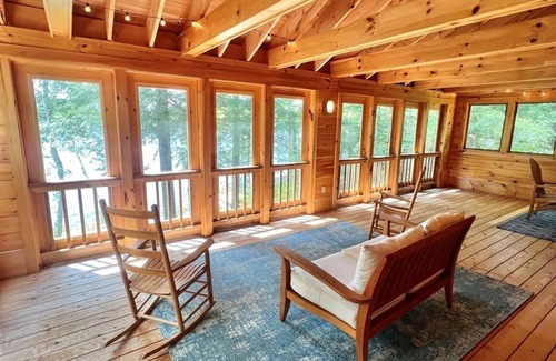 Bridgton Villa | WATERFRONT ON HIGHLAND LAKE