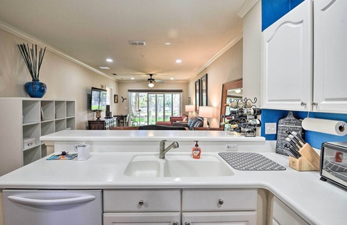 Palm Coast Condo | Waterfront Palm Coast Condo w/Boat Dock & Pool!