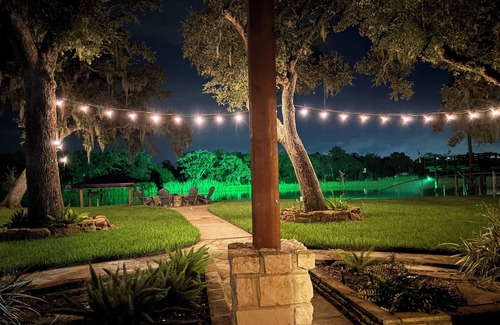 Brazoria Cabin | Waterfront Paradise! Cabin-Style Retreat on the River