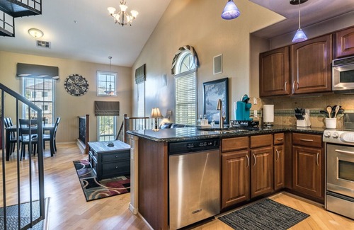 Val Vista Classic House | Waterfront Paradise - Sleeps 8 - Gated Lake Community!