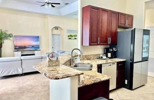 Mariner House | Waterfront Paradise | Private Pool for Families