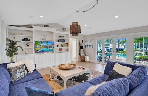 Pompano Beach House | Waterfront Pool Dream Vacation