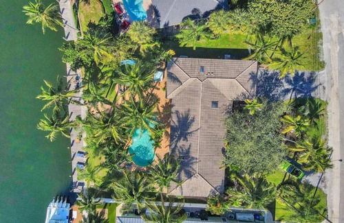 Pompano Beach House | Waterfront Pool Dream Vacation