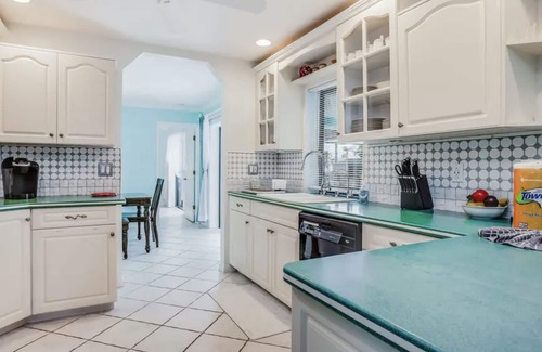 Fort Myers House | Waterfront Pool Home w/Spa, Game Room & Dock – Gulf Access!