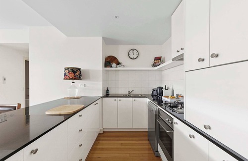 Geelong Apartment | Waterfront Premium Apartment in central Geelong
