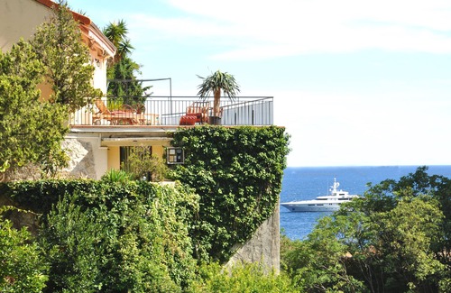 Alpes-Maritimes Villa | Waterfront property, 43 steps from the beach, 2 miles from Monaco, air-condition