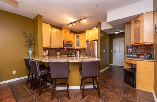 North End Condo | Waterfront property in the Heart of Kelowna's Cultural District