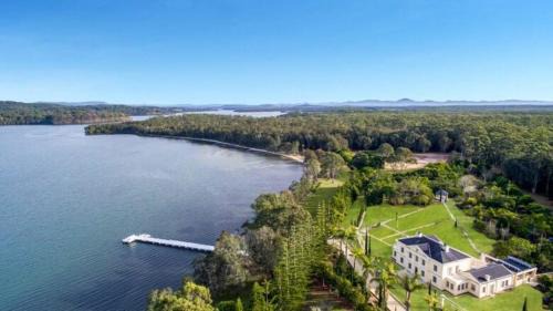 Wallis Lake House | Waterfront Property Wallis Private Island Forster