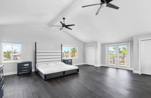 Monroe County House | Waterfront Resort House + Private boat dock!