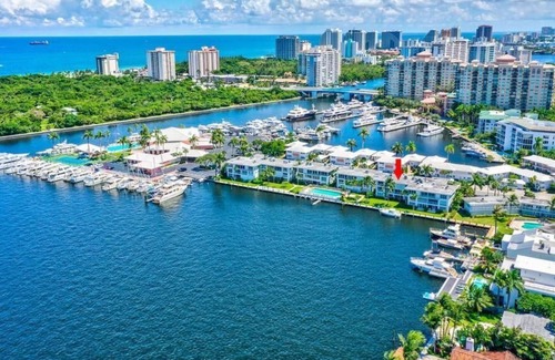 Birch Park Finger Streets Condo | Waterfront Retreat