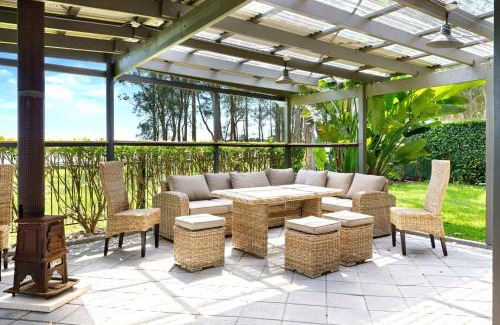 Tuggerawong House | Waterfront Retreat with Games for the Whole Family