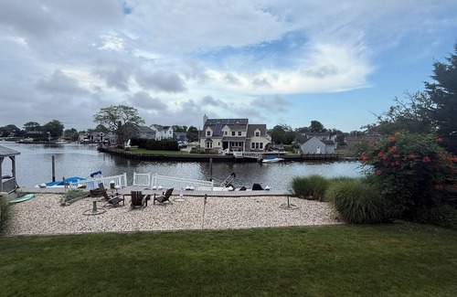 Massapequa House | WATERFRONT RYDER CUP ACCOMMODATION <10 MILES from Bethpage Black on the water