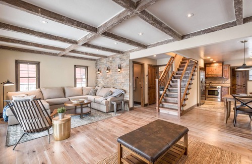 Al Tahoe House | Waterfront S. Lake Tahoe Property with 2 Houses - Near Downtown and Casinos