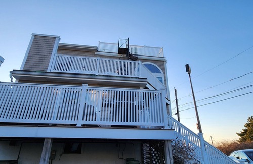 Newburyport House | Waterfront spacious 5-bedroom bungalow on Plum Island, Newburyport with WiFi, AC