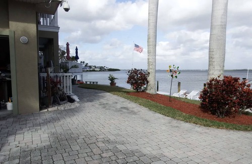 Palmetto Apartment | Waterfront Studio apartment to relax/work on Snead Island, near Bradenton, Fl