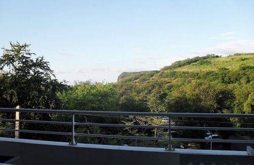 Caphomard Apartment | Waterfront studio - Boucan canot beach
