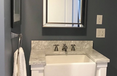 Escanaba Apartment | Waterfront studio in Escanaba with AC, WiFi n30+ day minimum rental only