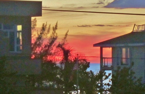 Capri Isle Apartment | Waterfront Treasure Island Apartment w/Private Patio, Dock & John’s Pass Nearby