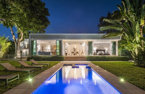Miami Shores House | Waterfront, TULUM ON THE WATER!! Sleeps 16