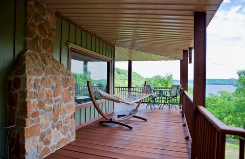 Sylvan Shores House | Waterfront VIEW! Pontoon Boat, Kayaks, Canoe, Paddleboards. Pet-friendly.
