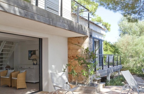 Lecci Villa | Waterfront Villa Benedettu