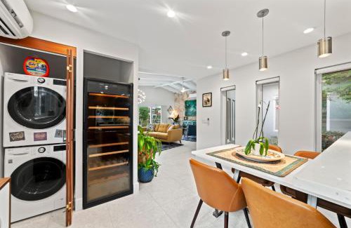 Bal Harbour Villa | Waterfront Villa With In-Law Suite and Stunning Pool
