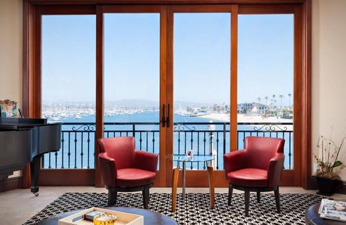 Balboa Peninsula House | Waterfront Villa W/Rooftop pool, hot tub. Amazing 360 degree bay & beach views