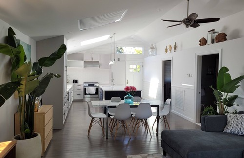 Hampton Bays House | Waterfront Villas w/hot tub , 2 boat slips , and 3 minutes to the beach!