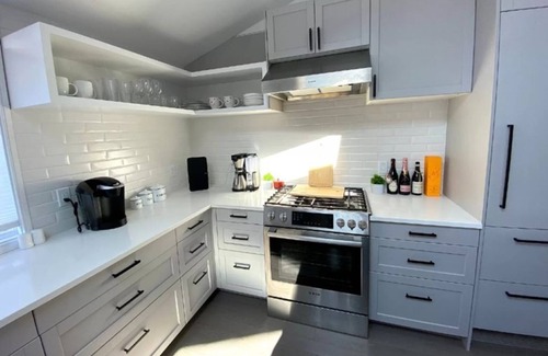 Hampton Bays House | Waterfront Villas w/hot tub , 2 boat slips , and 3 minutes to the beach!