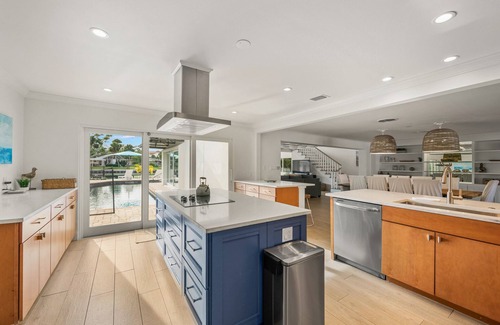 Saint Armands Key House | Waterfront w/Putting Green, Heated Pool, Dock -Manatee Cove