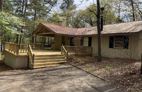 Holly Lake Ranch House | Waterfront - Winding Trail Lodge, Sleeps 6, Enjoy Amenities on Holly Lake Ranch