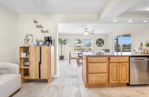 Spring Hill House | WATERFRONT WITH DIRECT GULF ACCESS – GOLF CART with stay, KAYAKS, BIKES & MORE!