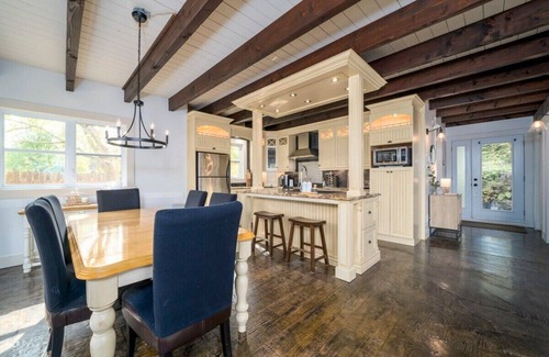 Saint-Raymond Ski Chalet | Waterfront ! with VIEW and SPA