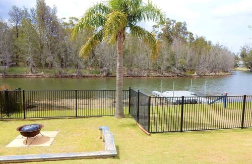 Lake Conjola House | Waterfront Wonder Sum
