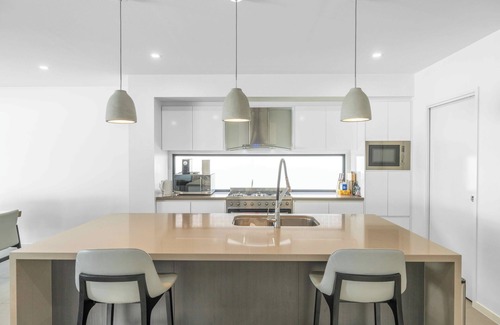 Helensvale House | Waterfront Wonder - Pool, Views & Luxury Stay