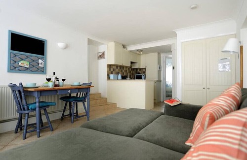 Charmouth Cottage | Waterloo Place