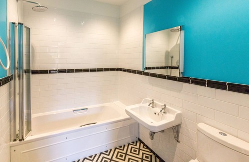 Aldeburgh Apartment | Watermans - sleeps 4 guests in 2 bedrooms