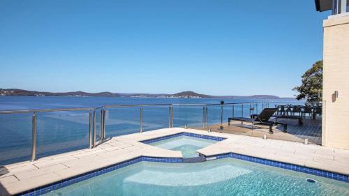 Point Clare House | Waters Edge - Point Clare - Pool , Spa, Private Jetty