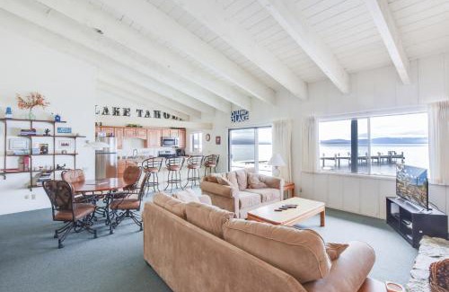 Tahoma House | Waters Edge Vista - HOA Pool & Pier Access